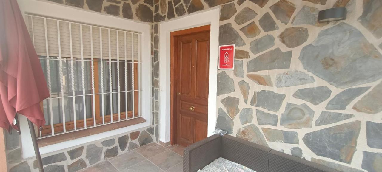 Aisha House Villa Relleu Екстериор снимка